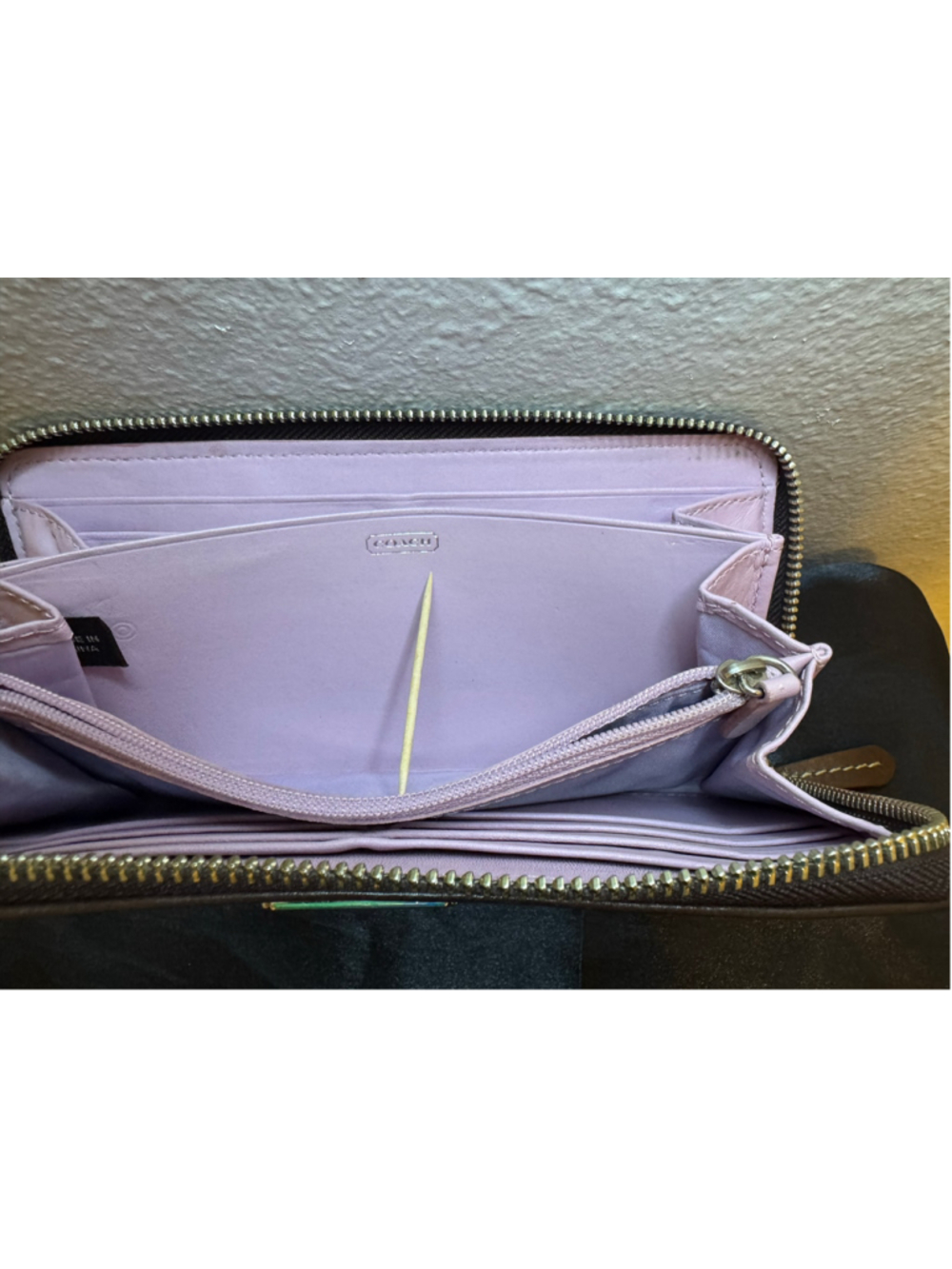 Coach Signature Canvas Zip Around Wallet Brown Leather Trim Lavender Interior - Picture 3 of 4